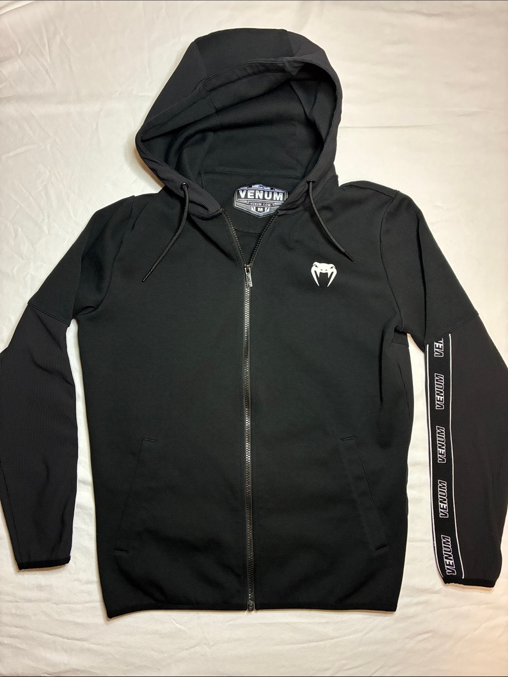 Venum contender 4.0 Black Full-Zip Hooded Jacket with Logo size medium